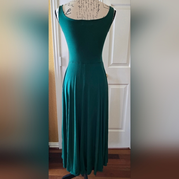 Reformation Elegant Green Sleeveless Dress With Pockets Size M - Picture 3 of 4